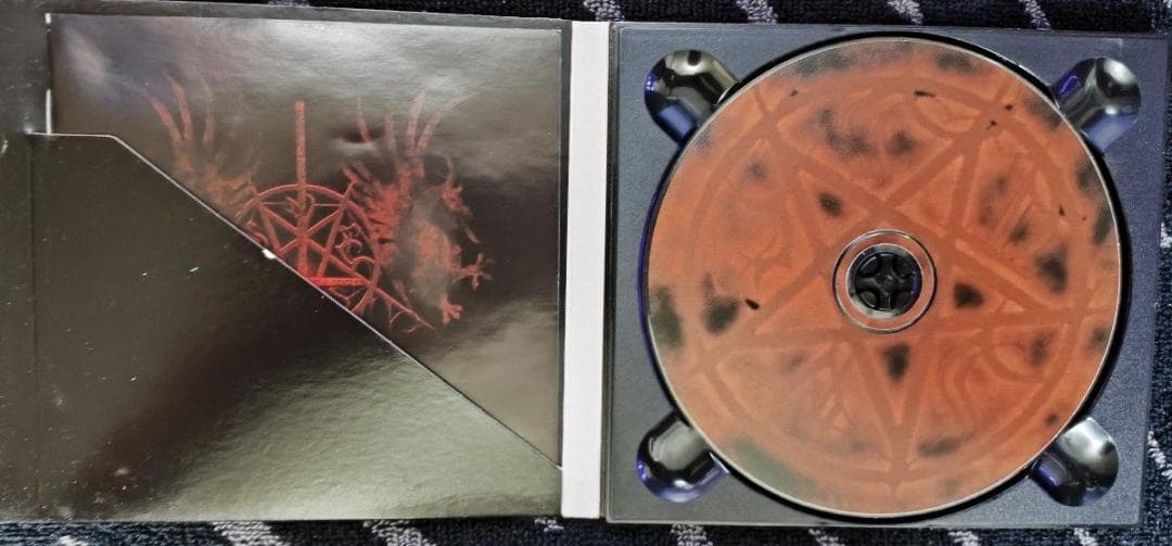 S.V.E.S.T. - Urfaust 500枚限定CD