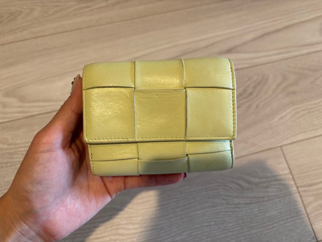 BOTTEGA VENETA 三つ折り財布 ライトグリーン