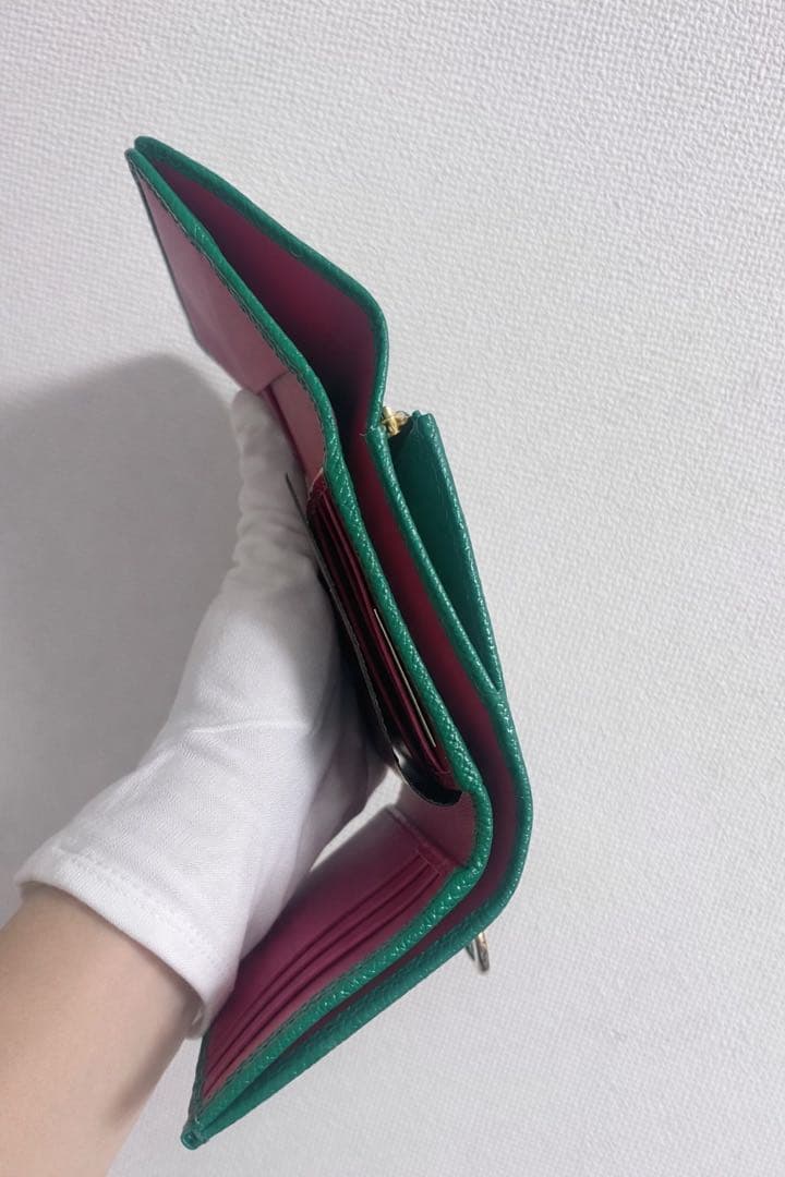 BVLGARI グリーンレザー 三つ折り財布