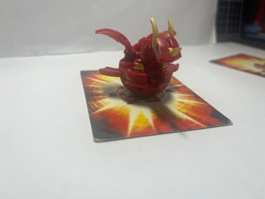 動作確認済み　爆丸　ドラゴノイド4体　ノヴァ 初代 ネオ 等