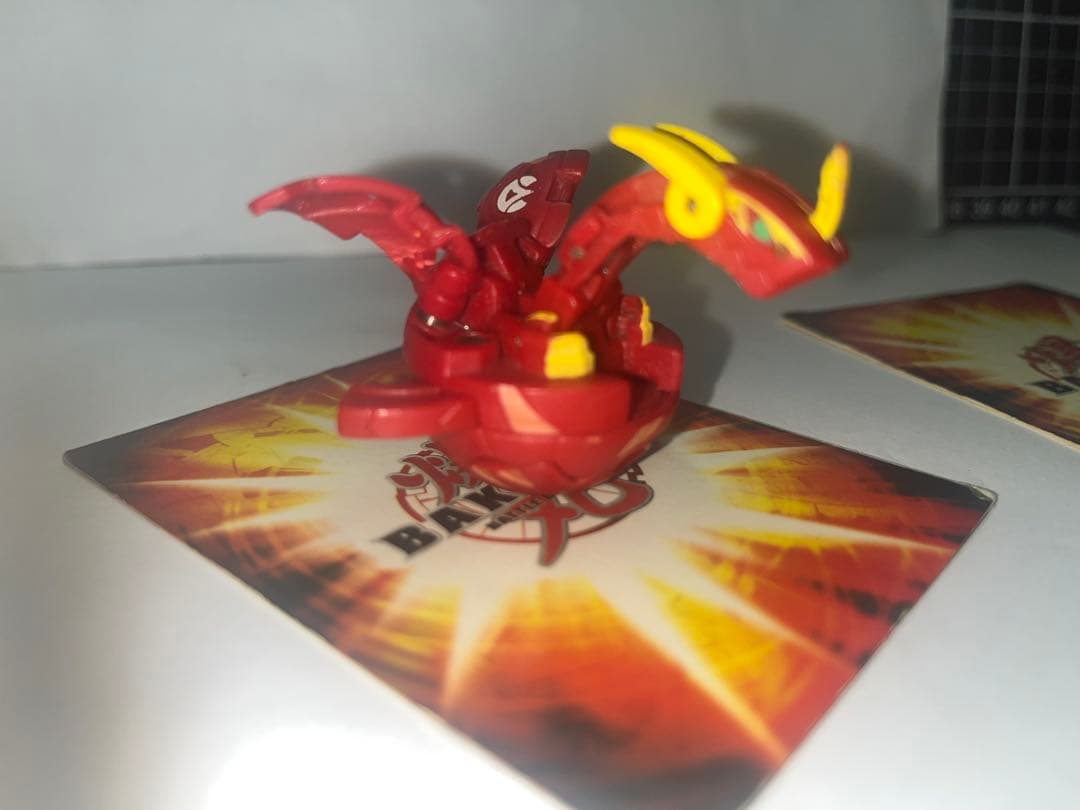 動作確認済み　爆丸　ドラゴノイド4体　ノヴァ 初代 ネオ 等