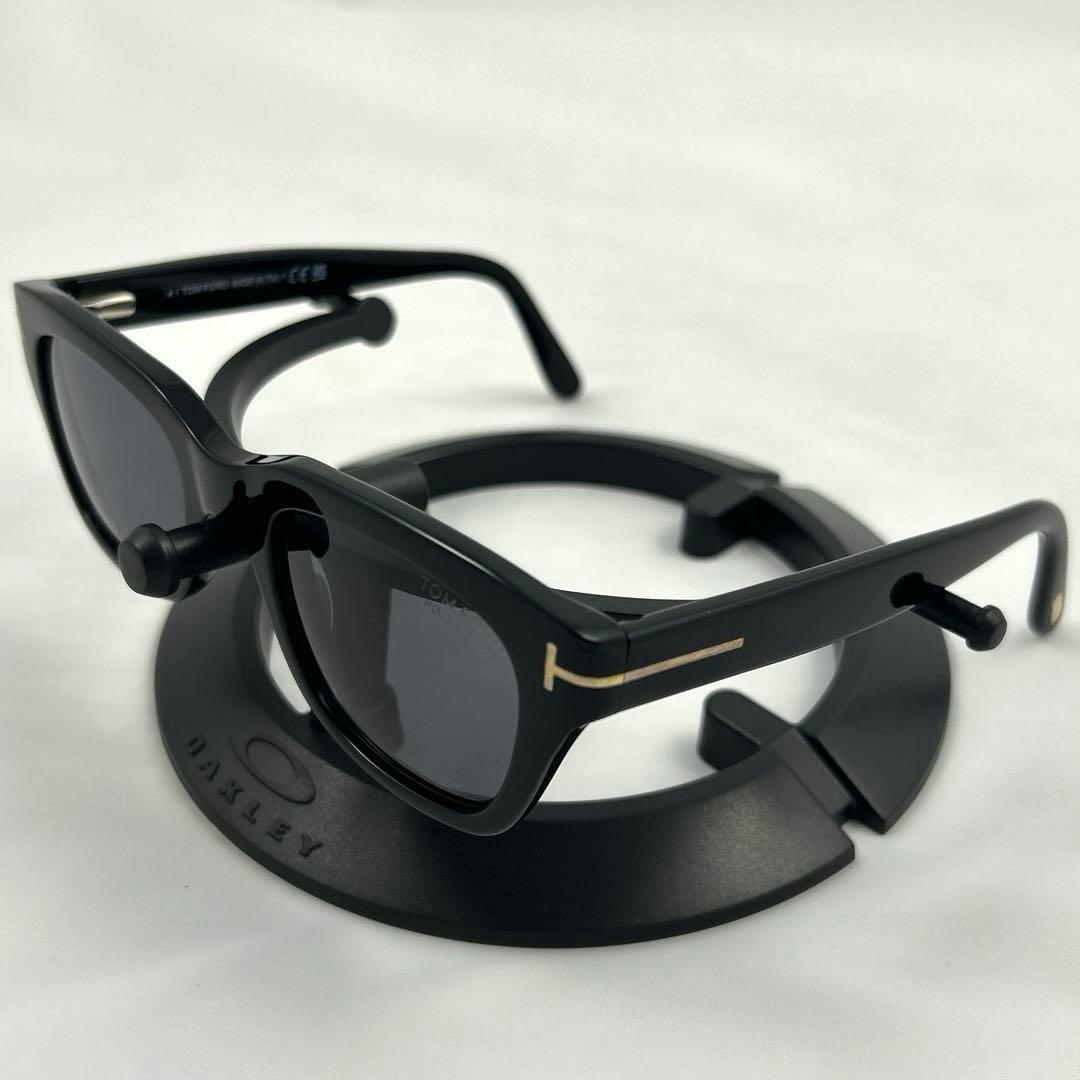 美品　TOMFORD サングラス　don TF237 ECO 01D