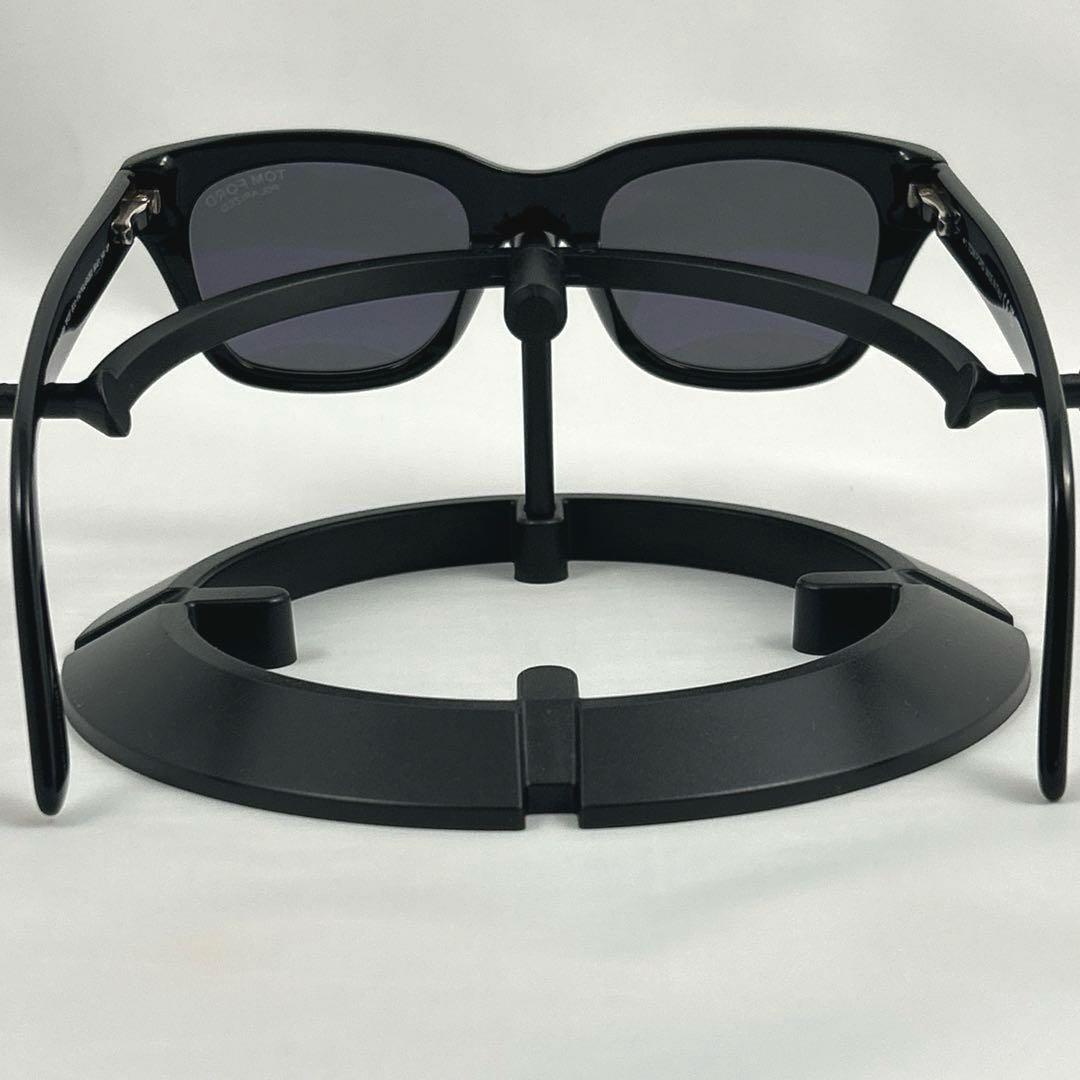 美品　TOMFORD サングラス　don TF237 ECO 01D