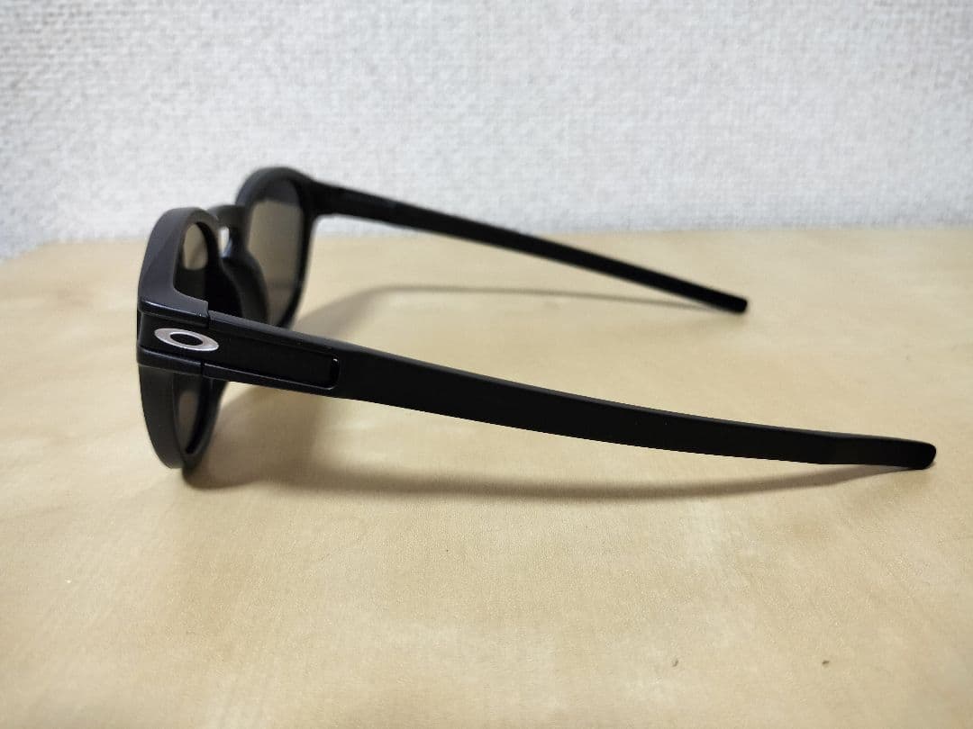 状態良好 レンズ新品 OAKLEY LATCH