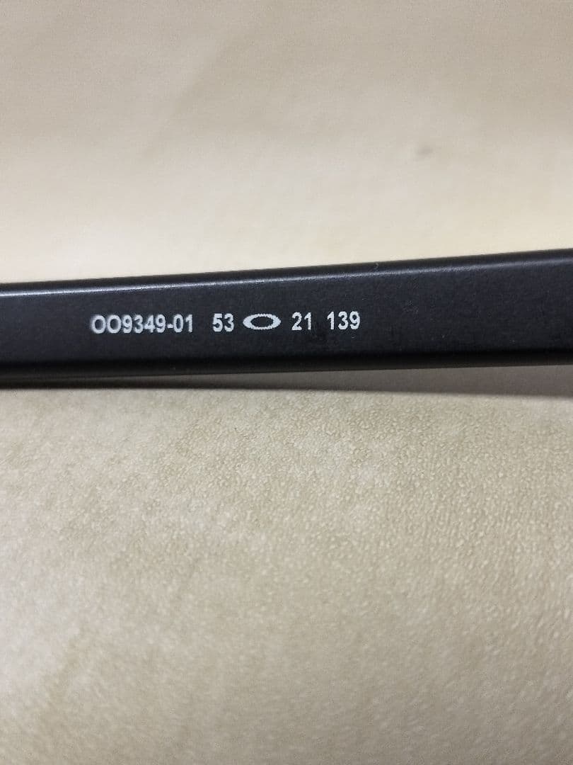 状態良好 レンズ新品 OAKLEY LATCH