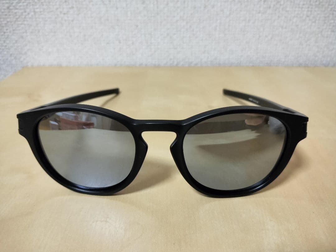 状態良好 レンズ新品 OAKLEY LATCH