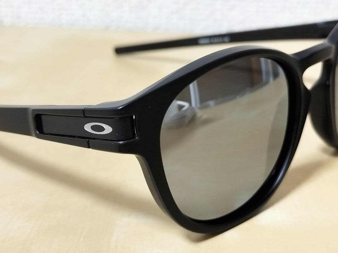 状態良好 レンズ新品 OAKLEY LATCH