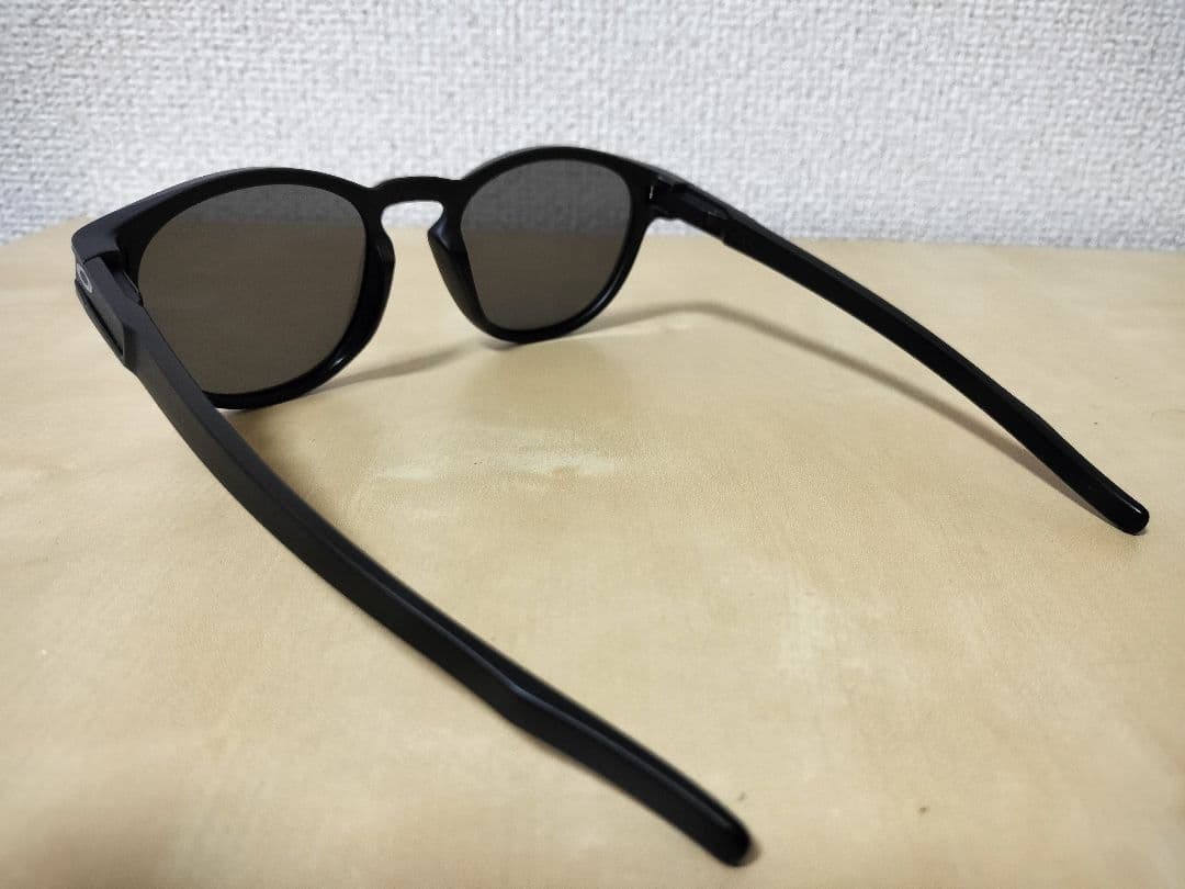 状態良好 レンズ新品 OAKLEY LATCH