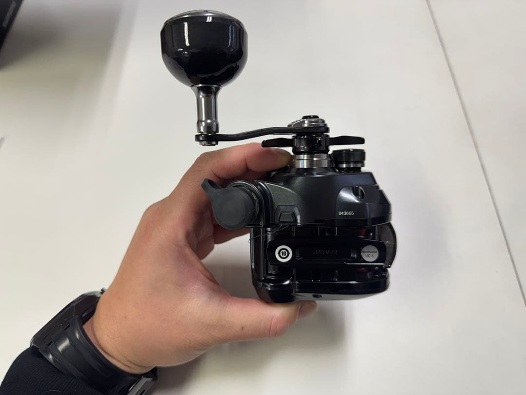 ス*造様 SHIMANO ForceMaster 201 電動リール