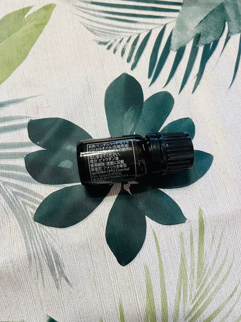 doTERRA サンダルウッド 5ml 5〜6割