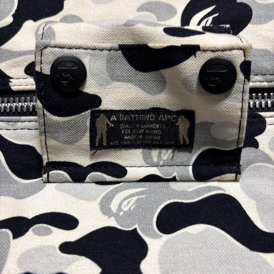 A BATHING APE カモフラージュボストンバッグ