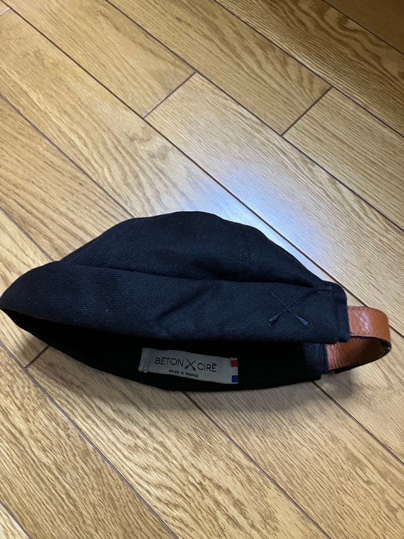 BETON CIRE MIKIフィッシャーマンキャップ　ロールキャップ