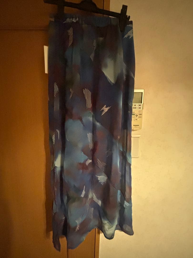 新品タグ付ameri BLUR SCENERY SPIRAL SKIRT M