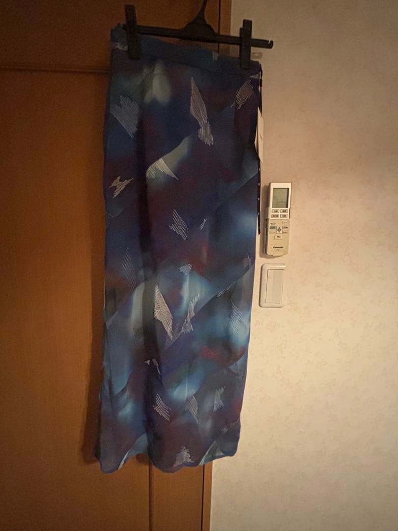 新品タグ付ameri BLUR SCENERY SPIRAL SKIRT M