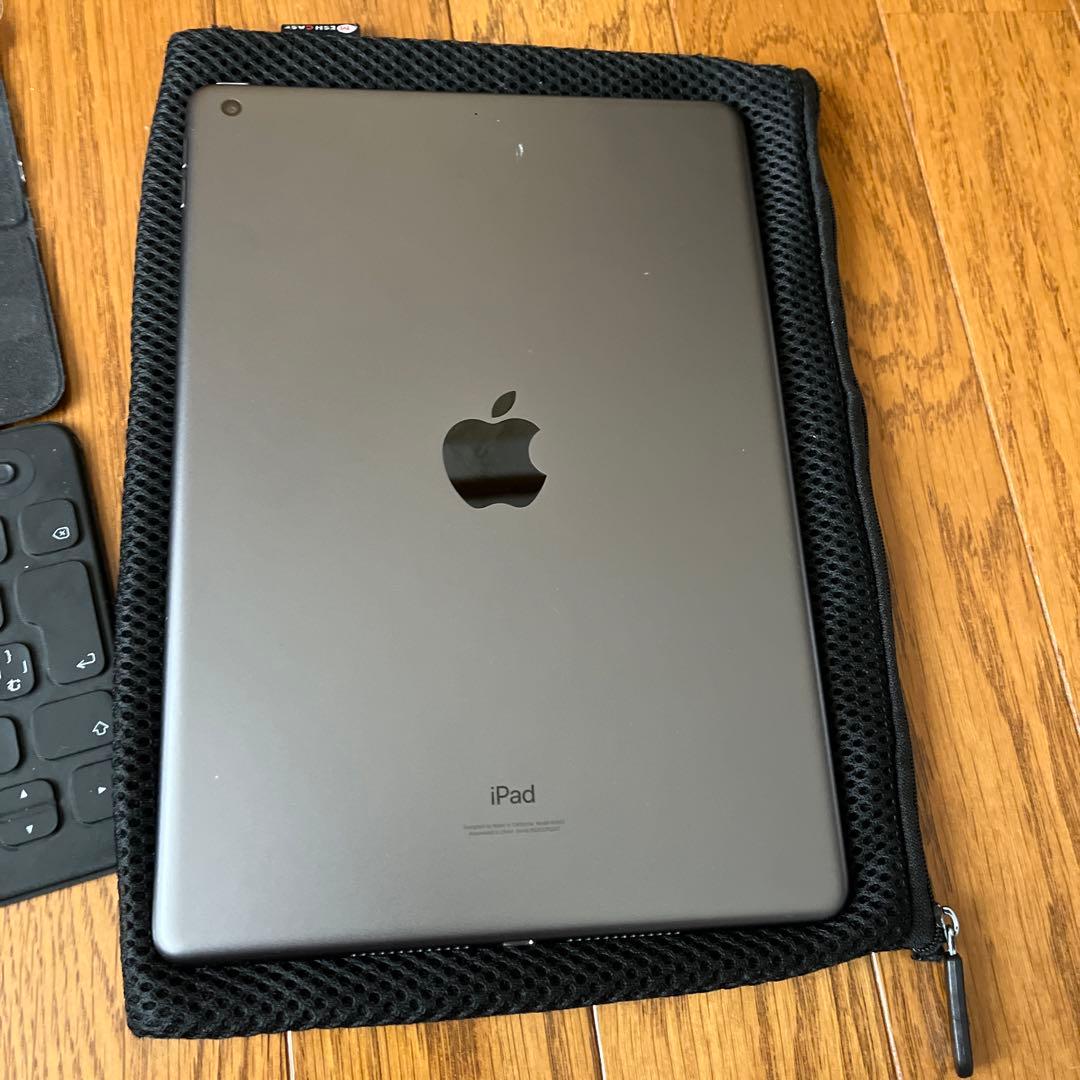 iPad 第9世代　64GB 純正smartkeyboardセット