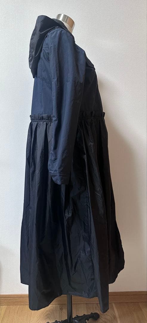 新品 DANSKIN 撥水ワンピースコート M 日本製 レインコート　ナイロン