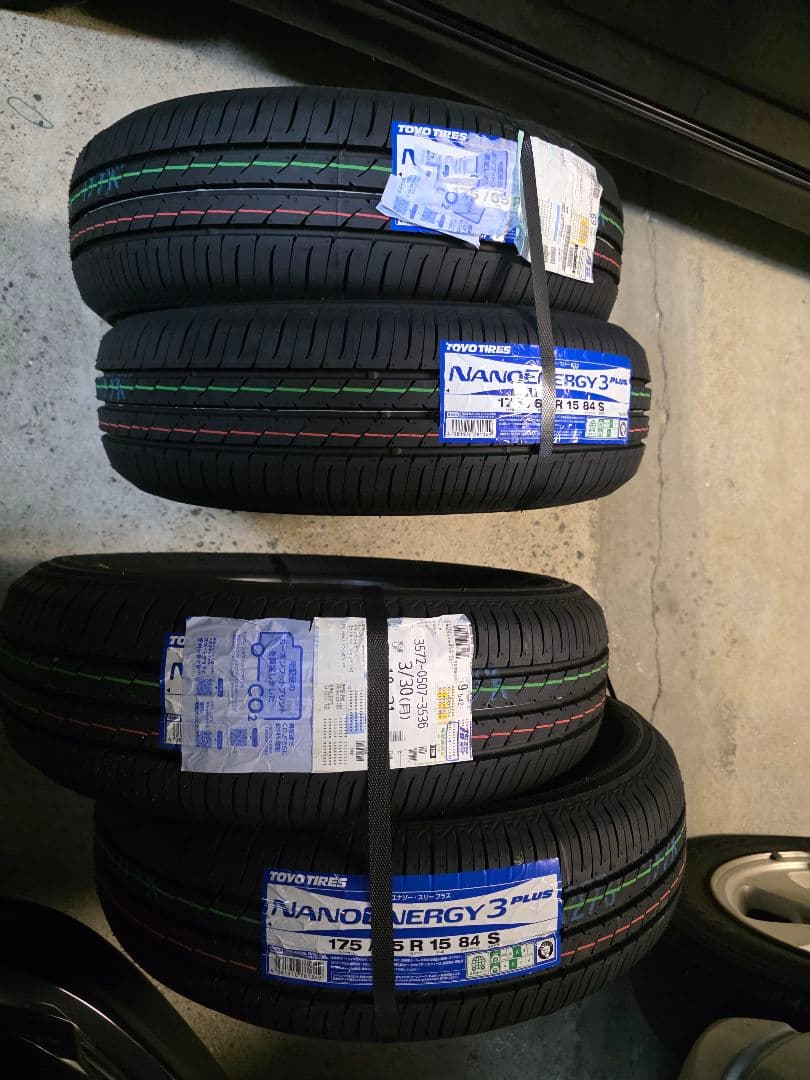 TOYO TIRES 175/65R15 4本セット　新品　未使用　26年製造