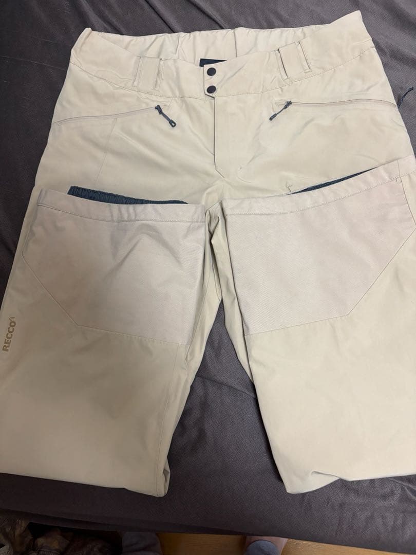 yoshi　PATAGONIA POWDER BOWL PANTS L