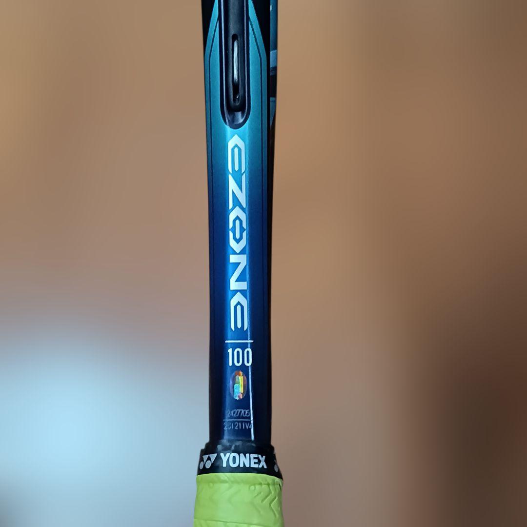 【tsukaさん専用】⭐️美品⭐️YONEX EZONE100　2022 G2