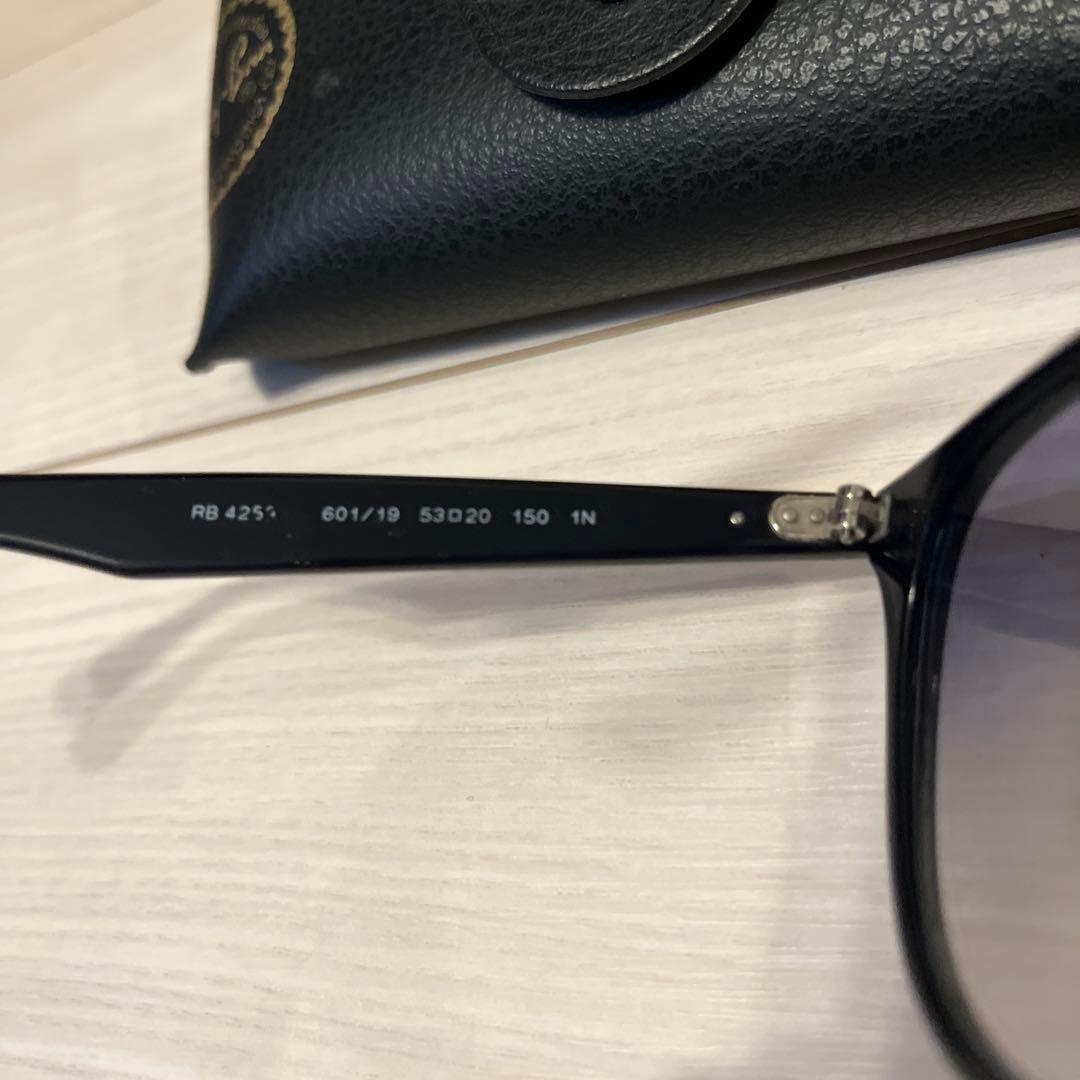 Ray-Ban RB 4259サングラス ブラック