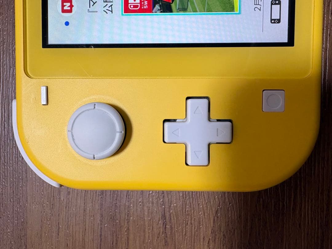 Nintendo Switch Lite イエロー 本体　中古