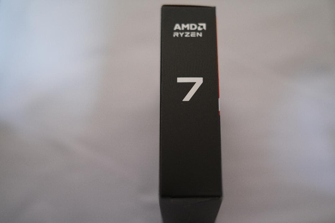 AMD CPU Ryzen 7 9800X3D 未使用未開封