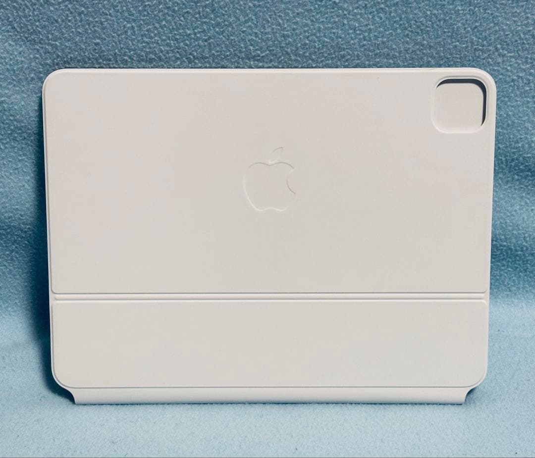 Apple Magic Keyboard iPad11インチ用 白 ほぼ新品！