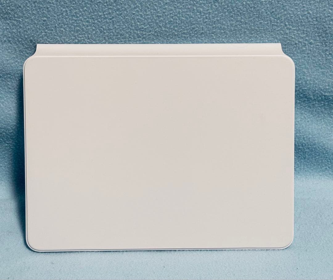 Apple Magic Keyboard iPad11インチ用 白 ほぼ新品！