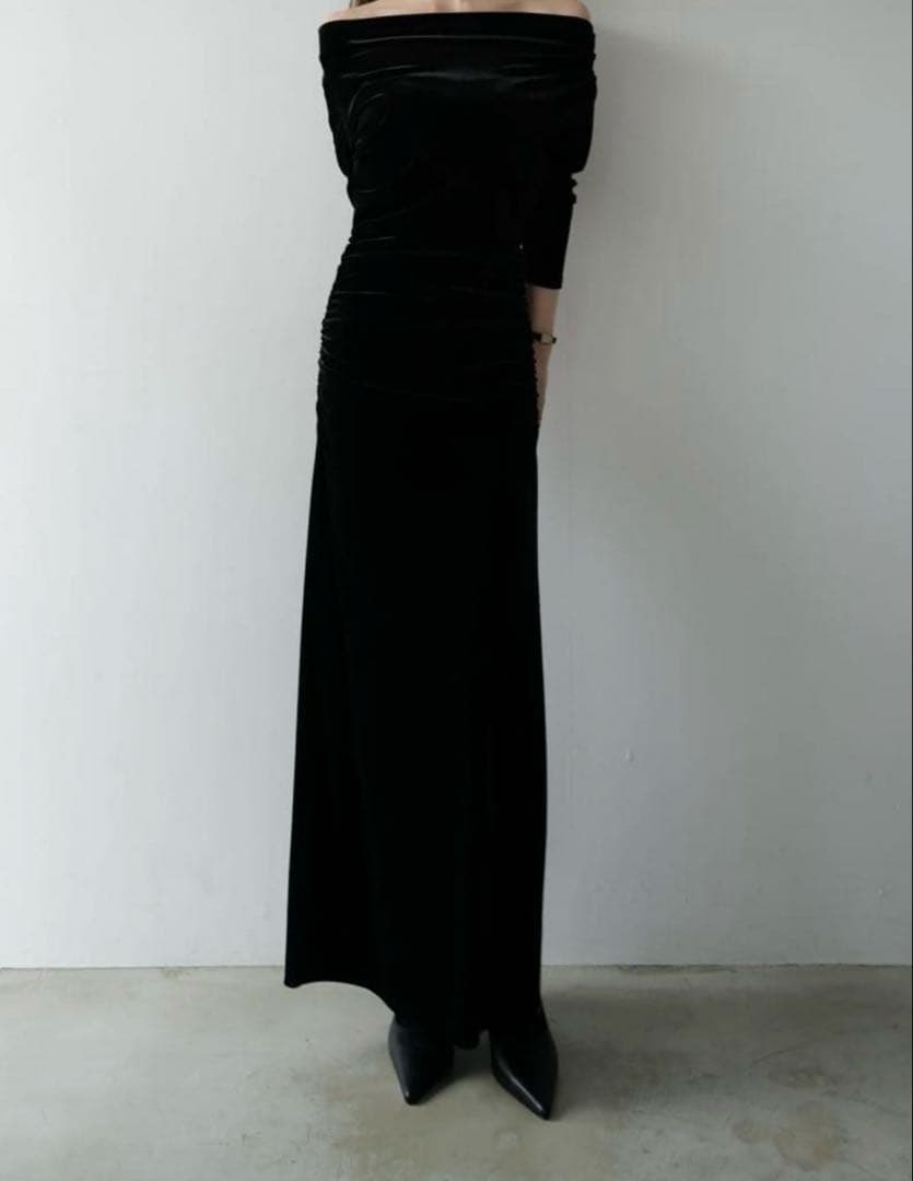 【新品】celon shirring drape velour dress