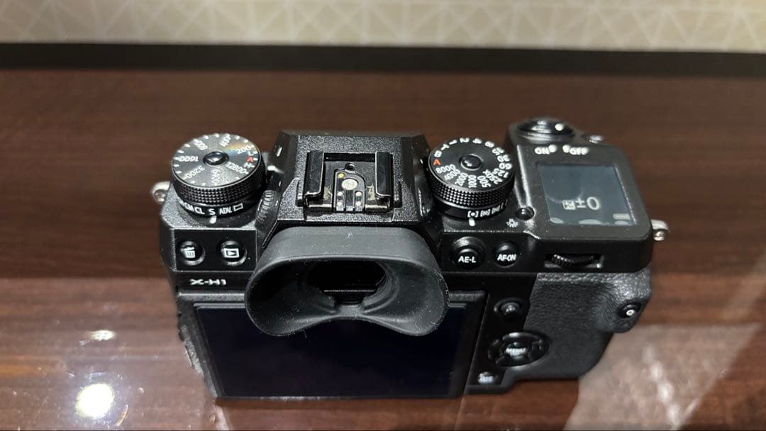 富士フイルム　X-H1 バッテリー5本付き