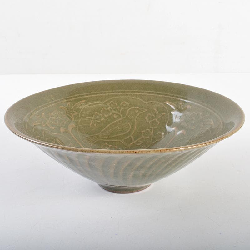 中国　龍泉窯　青磁　陽刻　花鳥文　鉢　C　R5549