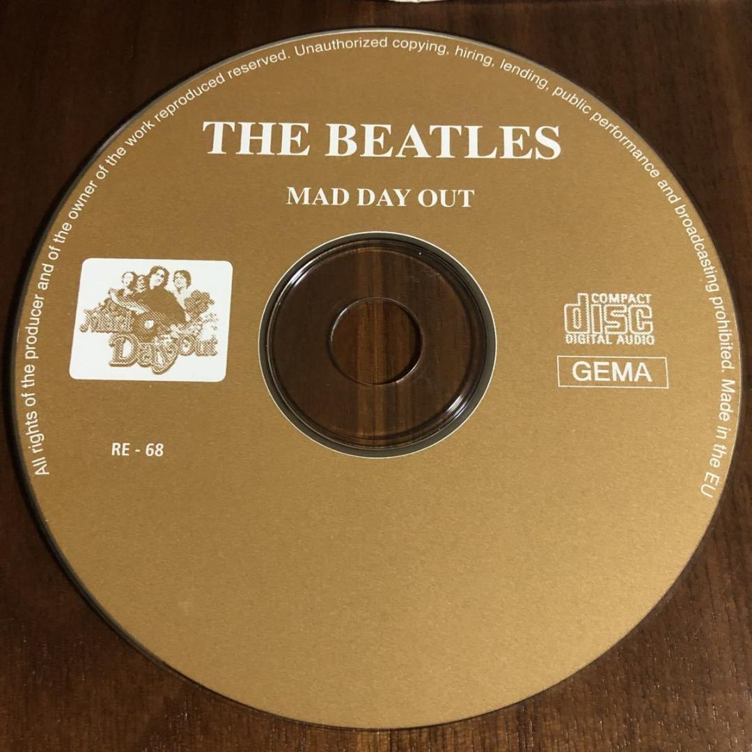 洋楽 MAD DAY OUT-THE EVOLUTION OF REVOLUTION