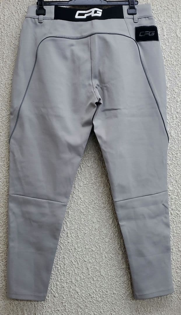 美品！CFG グレー ゴルフパンツ スリムフィット