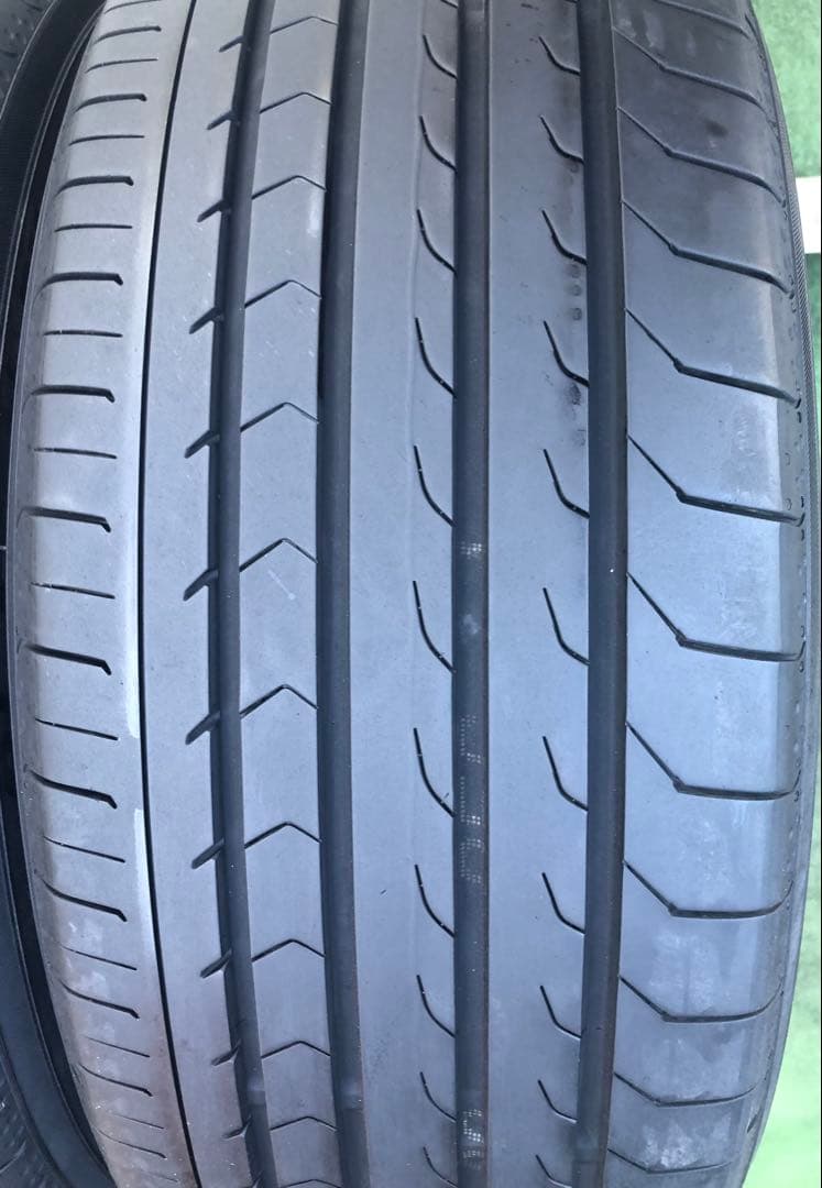 タイヤ・ホイール 225/45 R19 YOKOHAMA BluEarth-RV RV03