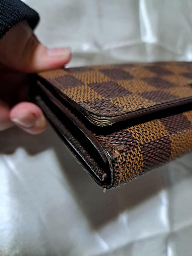 楽*み様 ルイ・ヴィトン ダミエ 二つ折り財布