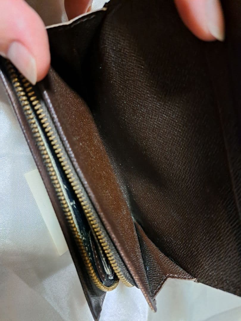 楽*み様 ルイ・ヴィトン ダミエ 二つ折り財布