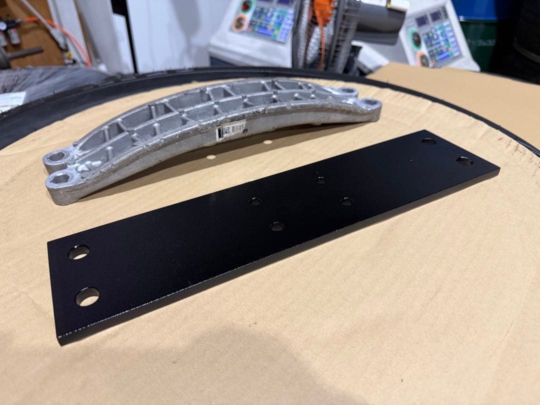 クラウン メンバーブレース メンバー上げ シャコタン 車高短 マークX