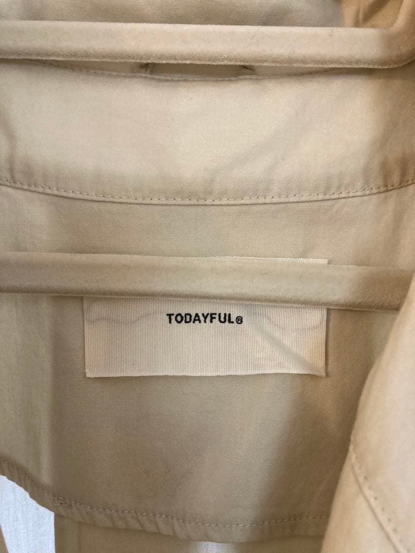 新品未使用　todayful ベージュ トレンチコート
