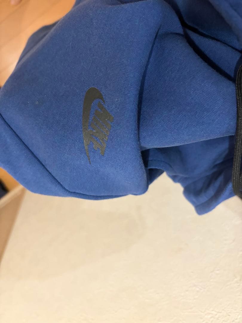 nike テックフリース