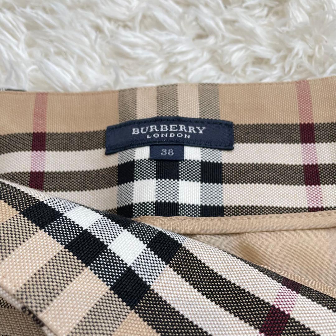 BURBERRY LONDON メガチェック Aライン スカート Mノバチェック