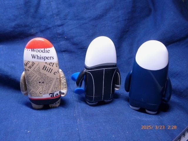 人気のVISIONAIRE 45 More Toys、ジョン・ガリアーノほか
