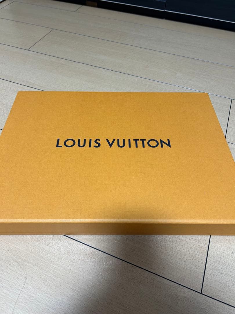 【箱付き】LOUIS VUITTON ショール・モノグラム ピンク