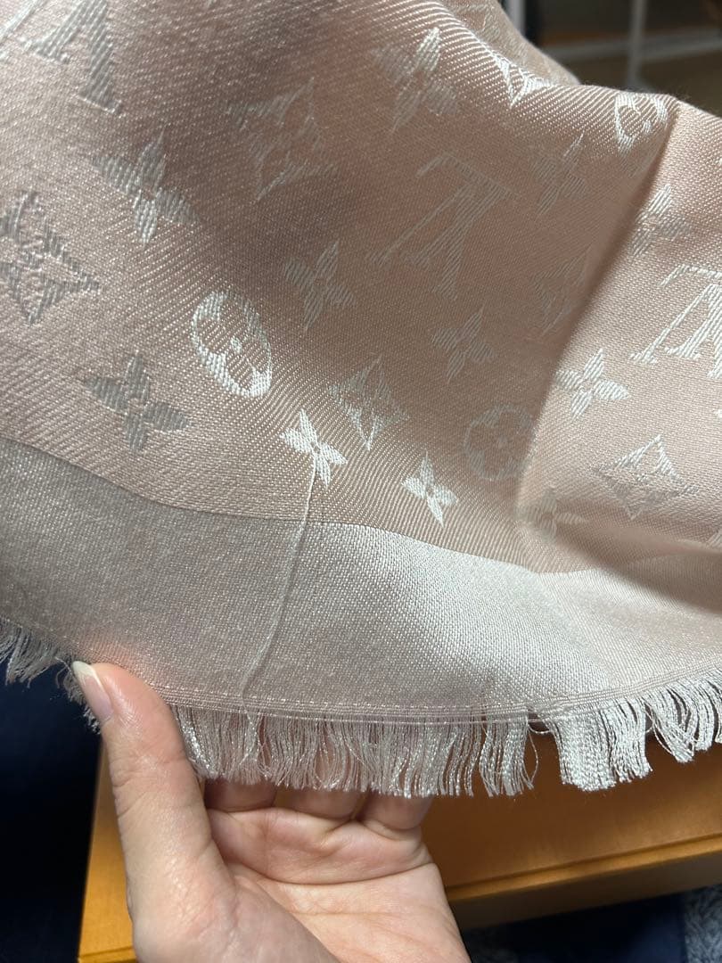 【箱付き】LOUIS VUITTON ショール・モノグラム ピンク
