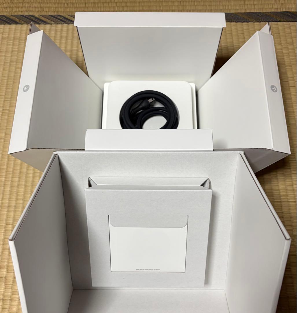 M1 Max 搭載 Mac Studio (メモリ32GB SSD 512GB)