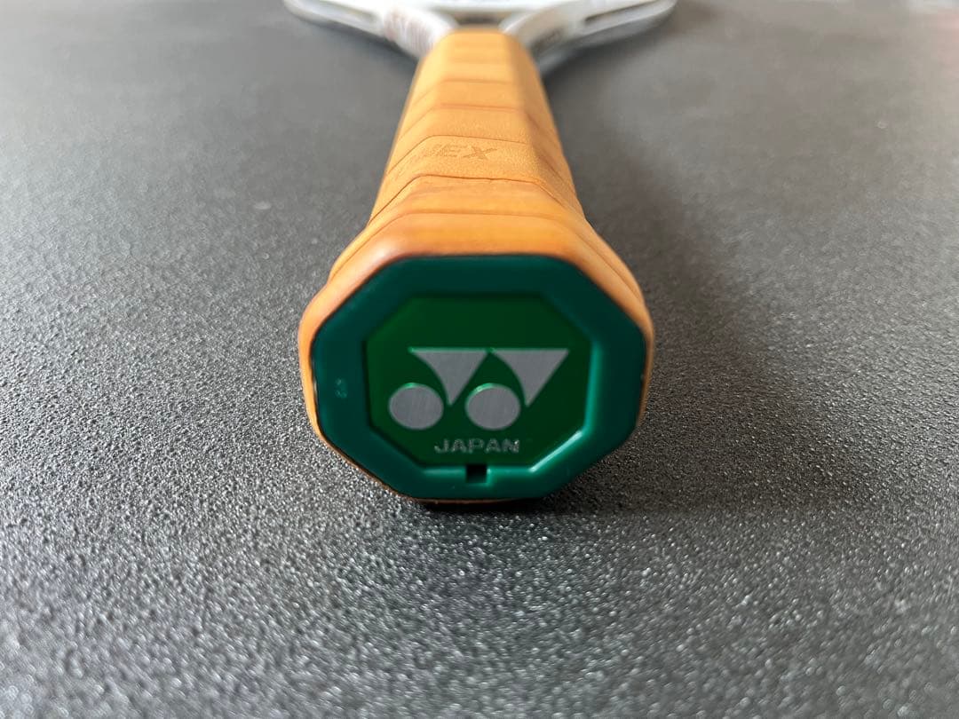 YONEX VCORE 98 硬式テニスラケット