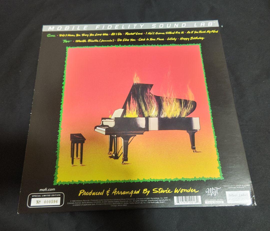 Stevie Wonder Hotter Than July シルバーラベル