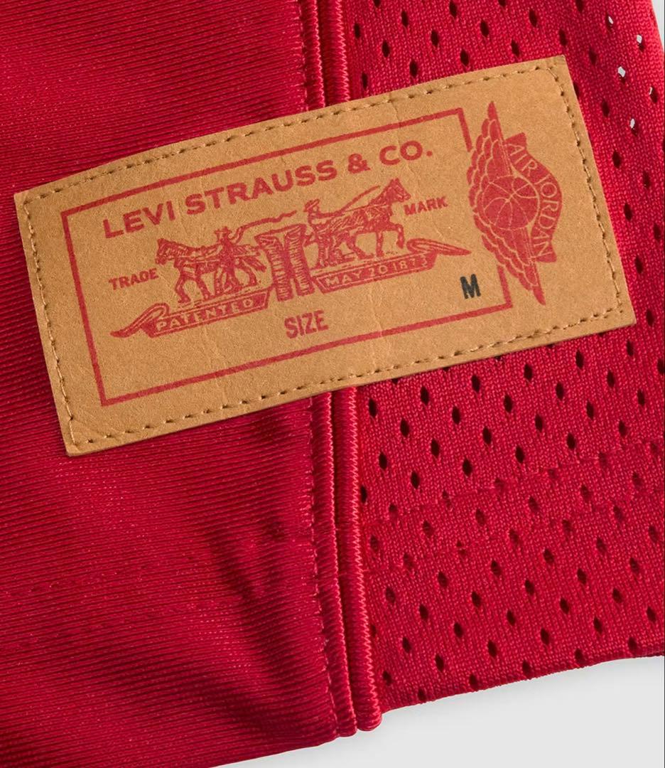ゆ*と様 Levi's® x Jordan Football Jersey