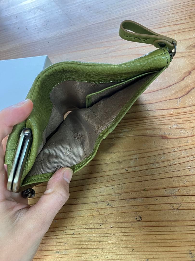 Dakota グリーンレザー 二つ折り財布
