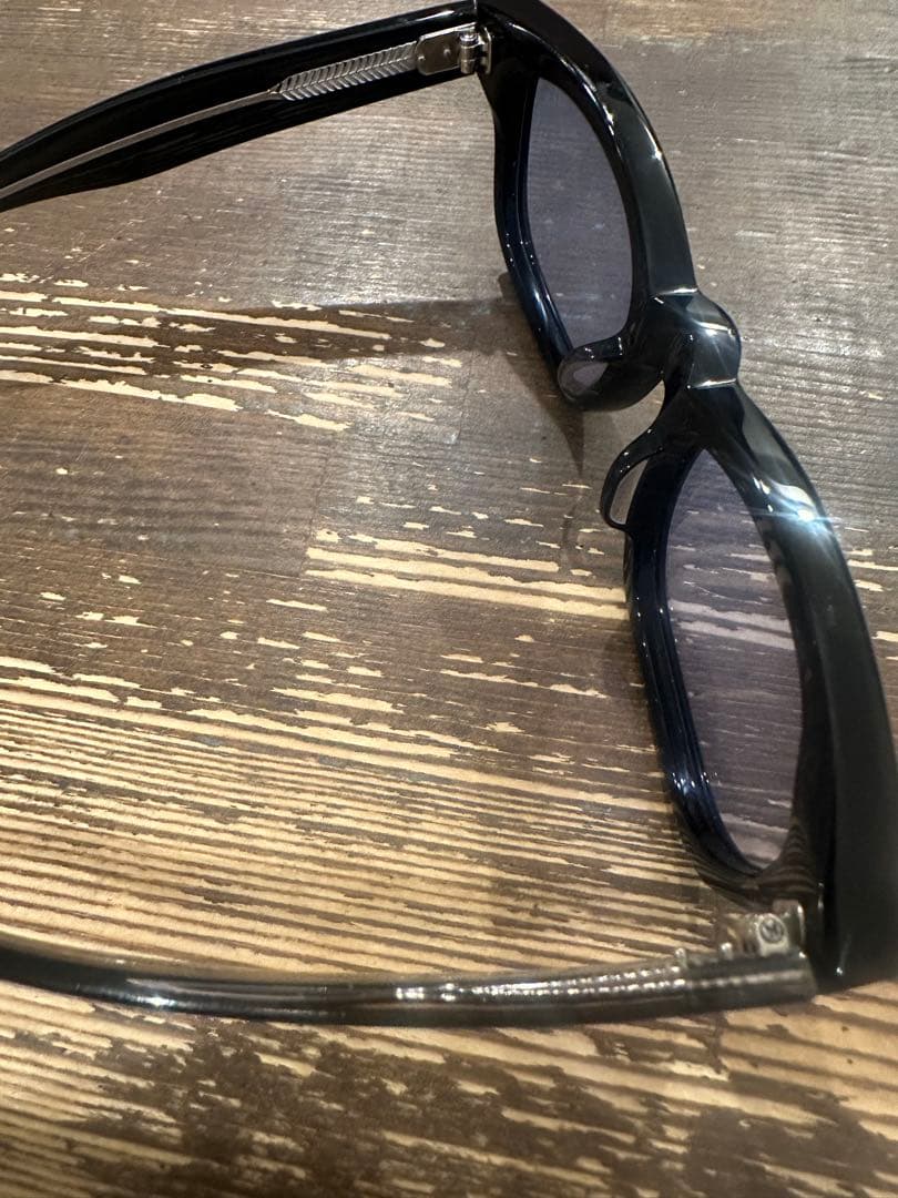 THE CRIMIE ロブバイカーシェイド ブルー サングラス