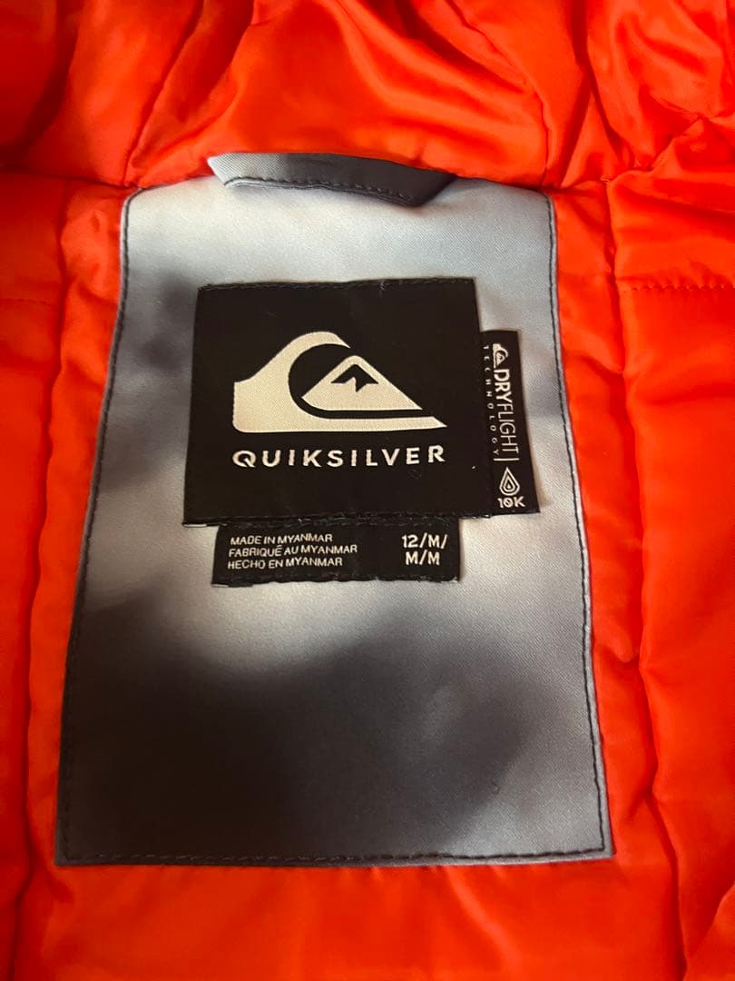 今季新品1回のみ使用Quiksilver スノーボードジャケット 150cm
